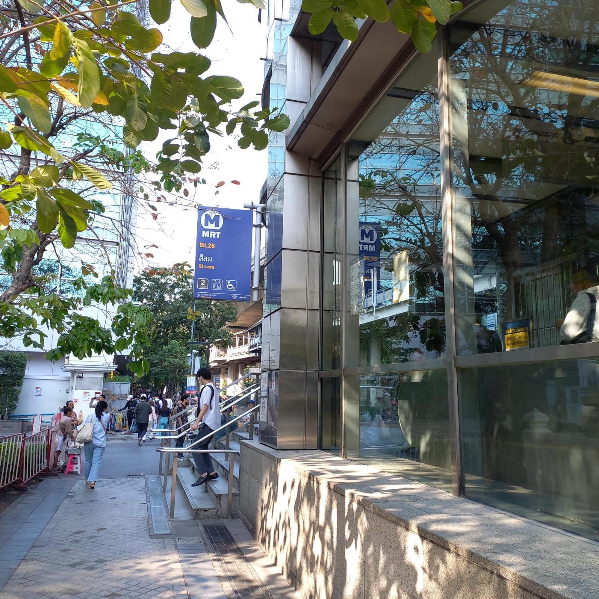 สไมล์โซไซตี้ Hostel กรุงเทพมหานคร ภายนอก รูปภาพ